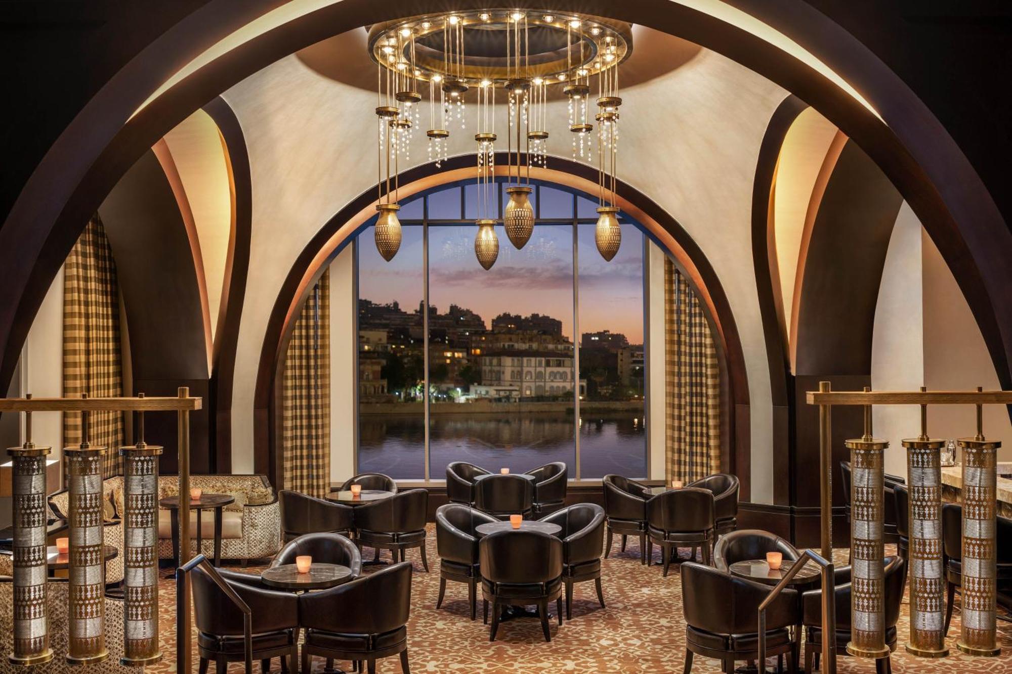 Hotel The St. Regis Il Cairo Esterno foto The Bar
