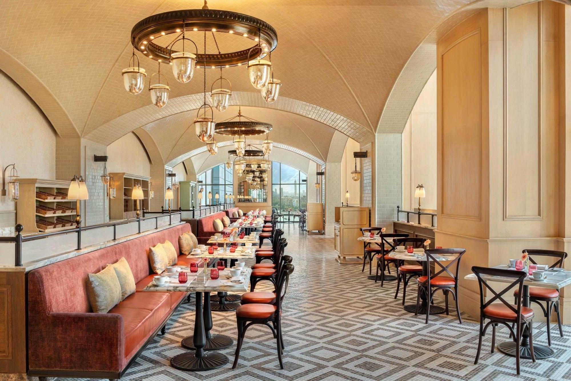 Hotel The St. Regis Il Cairo Esterno foto The Café